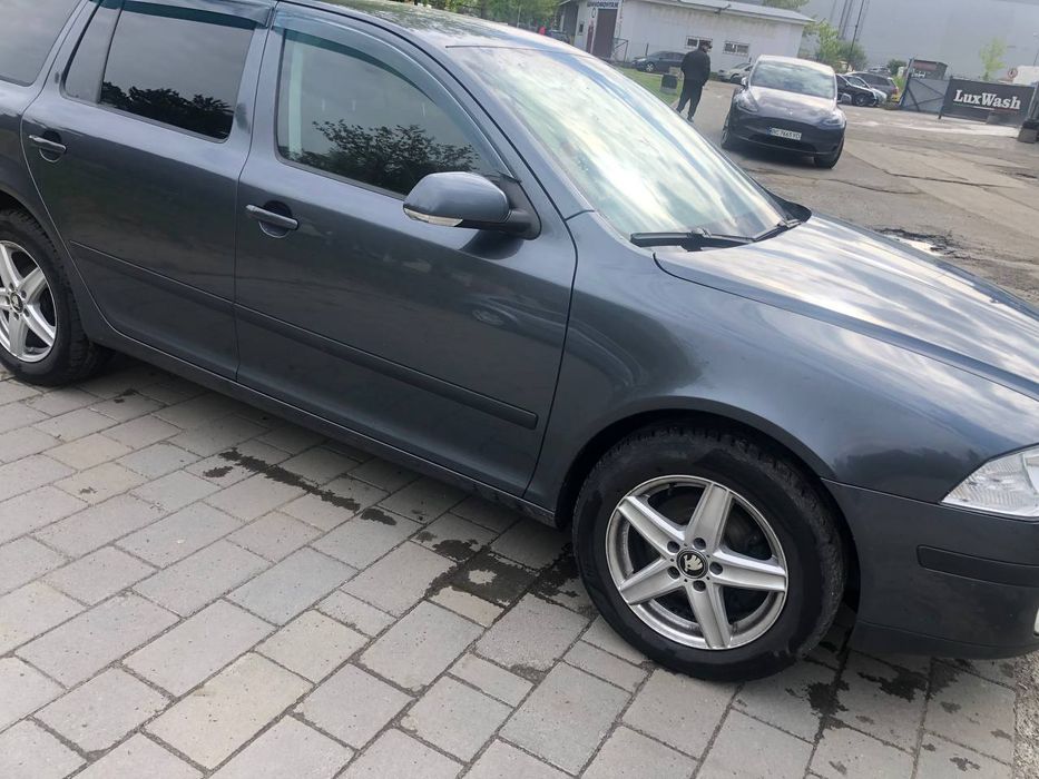 Школа Октавія а 5