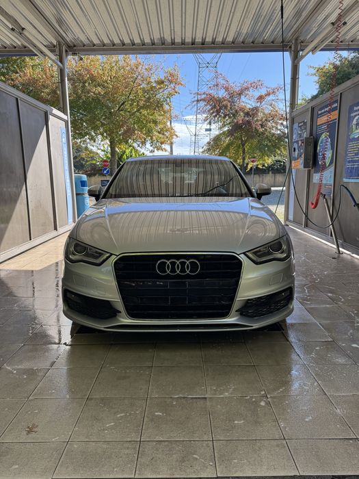 Audi A3 Sportsback 1.4 TFSI S-line (exterior)