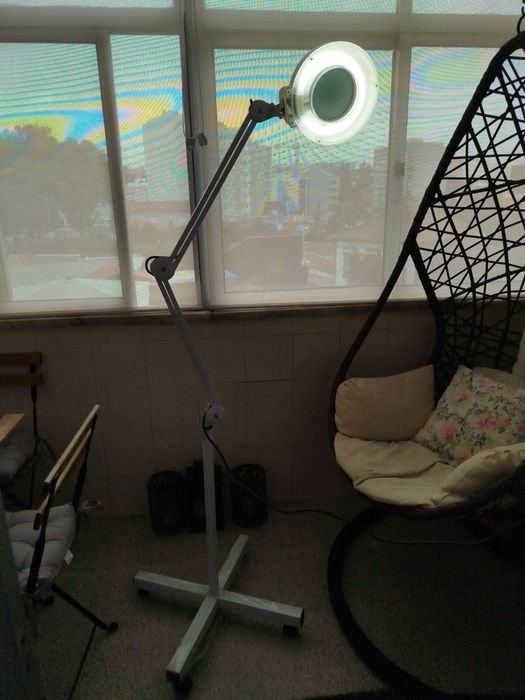 Candeeiro para Gabinete de Estética