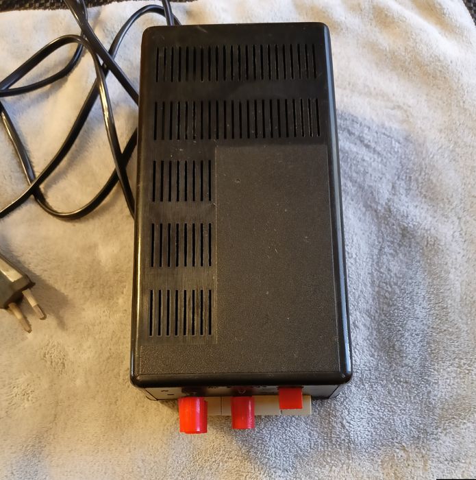 Zasilacz transformatorowy