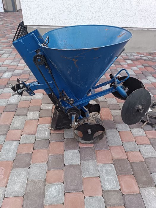 Картофелесажалка