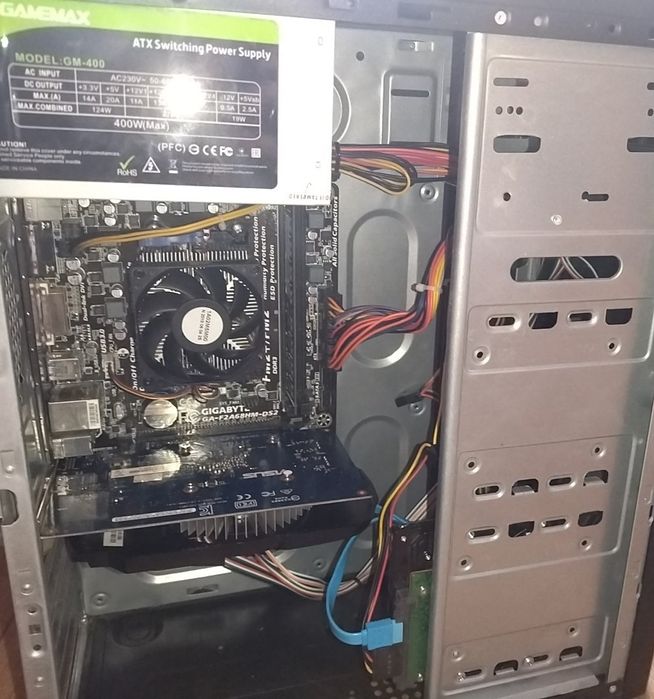 Игровой Компьютер в идеальном состоянии