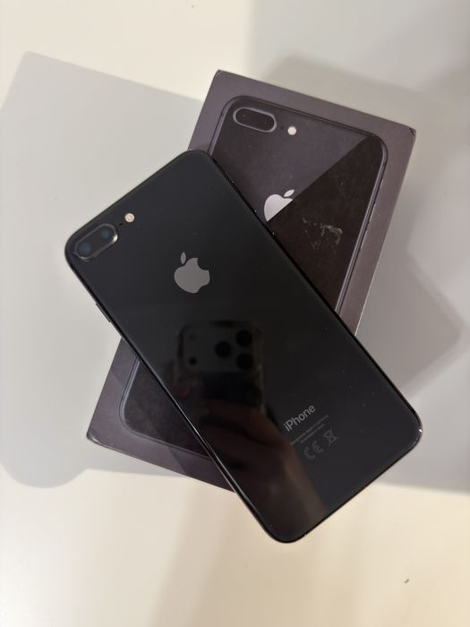 iPhone 8 plus space gray 64 gb stan idealny