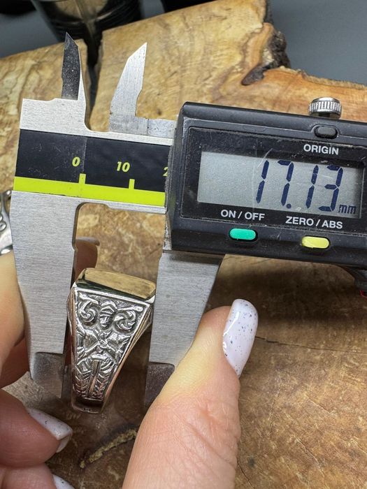 Stary duży sygnet srebro pękny