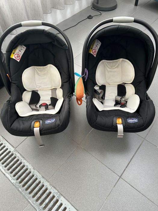 Carrinho gémeos chicco