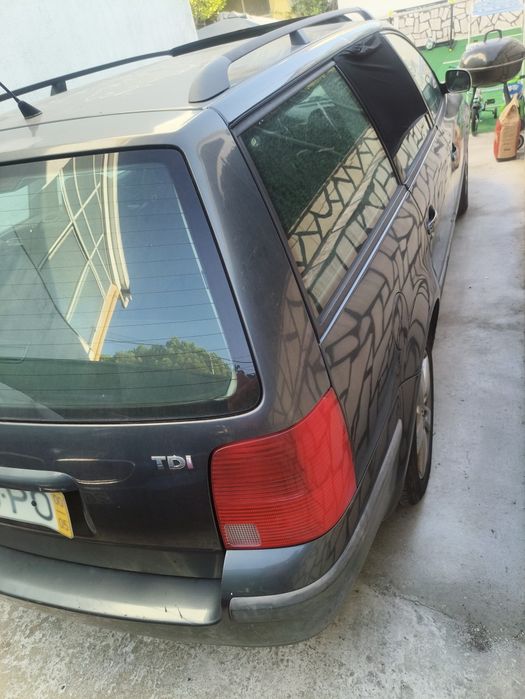 Vendo VW Passat 1.9 tdi