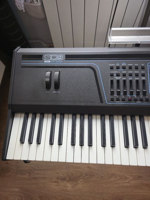 Ketron SD9 keyboard