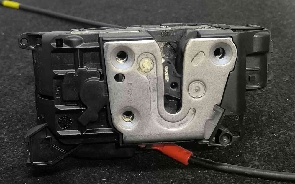 Fechadura / Fecho Porta Direito - RENAULT KANGOO