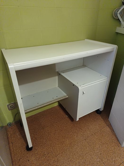 Secretária madeira branca