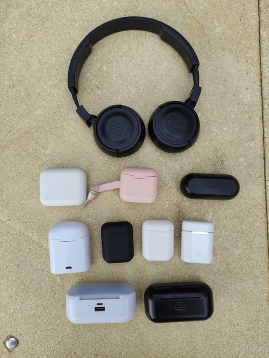 Лот 9 Bluetooth навушників під ремонт чи запчастини