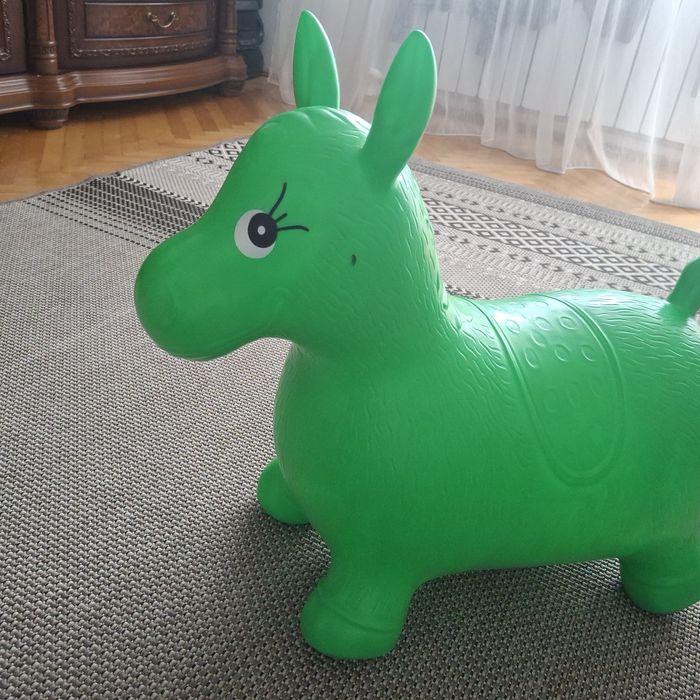 Стрибунець дитячий