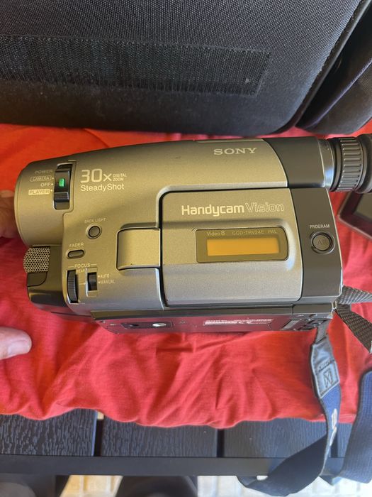 2 Maquinas de filmar, Sony e Panasonic
