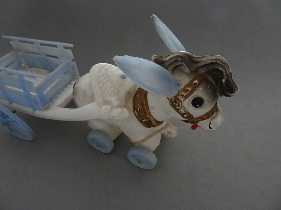 Antigo brinquedo português carroça