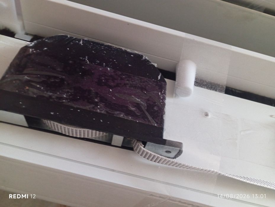 Caixa e persiana para janela PVC