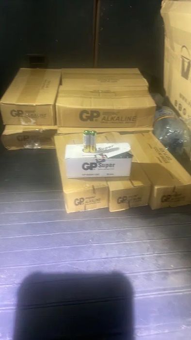Батарейки R 6  также есть R3 ,R 20 розница и опт