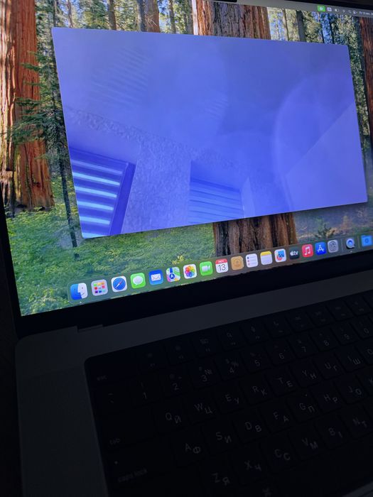 Продам MacBook Pro 16" M1 Pro 16/ 512GB
