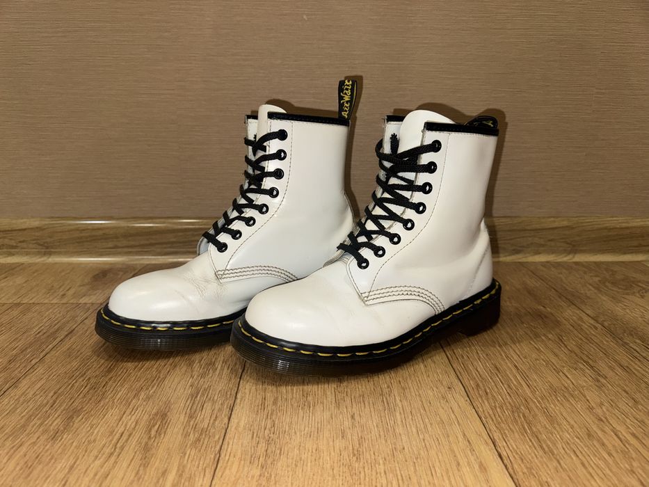Dr.Martens 1460 SMOOTH LEATHER LACE UP BOOTS White білі ботинки