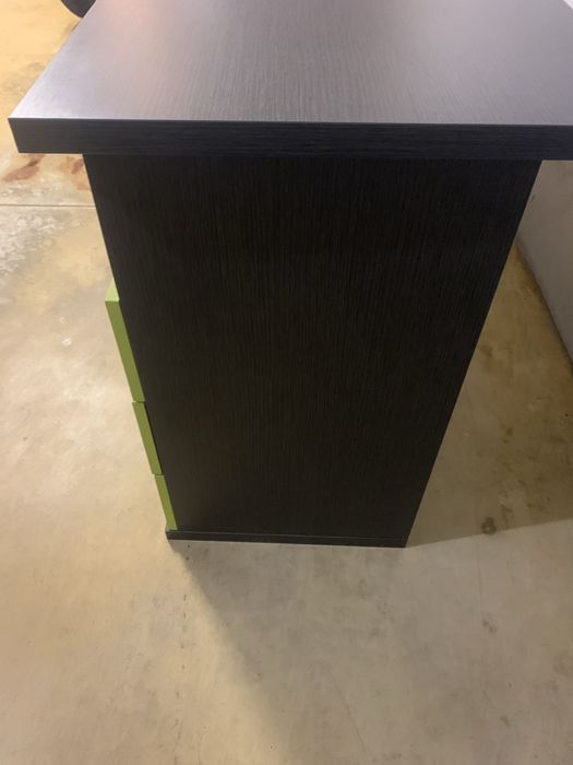 Secretária Usada em Bom Estado