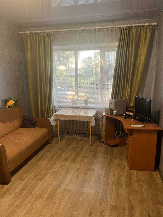 Терміново продам 3-х  кімнатну квартиру в с.Ватутіне