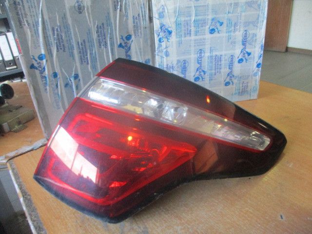 Farolim direito CITROËN C4 Picasso I (UD_)