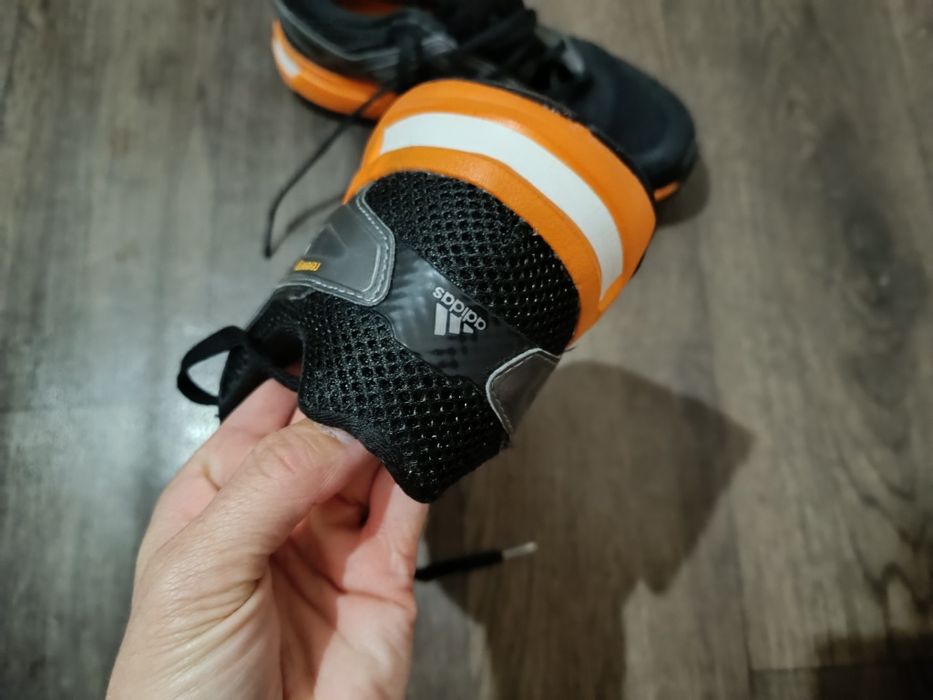 Кросівки Adidas чоловік,підліток