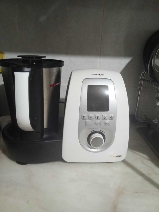 Robô de cozinha Novo