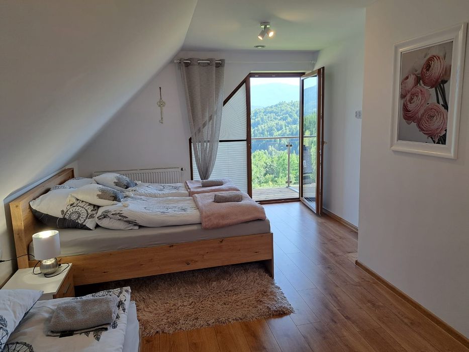 Zawoja Nowy dom z bala w górach balia/jacuzzi sauna basen taras Widoki