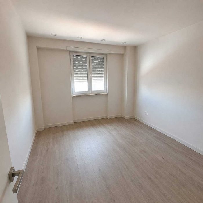 Apartamento T3 para venda em Alverca com excelente localização
