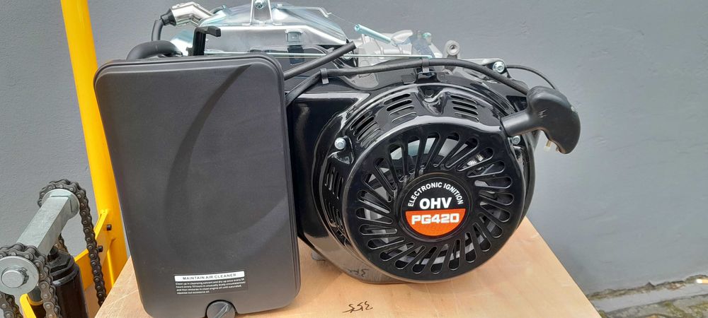 Silnik do agregatu PEZAL PGG8000 , LONCIN LC8000