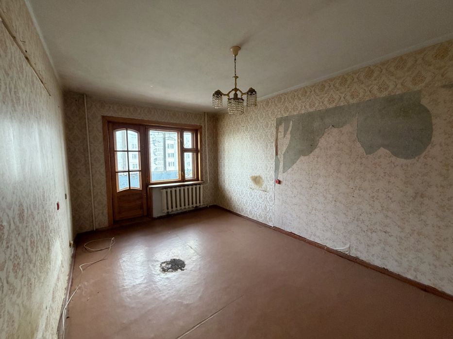 Продаж двох кімн квартири , вул Волинської Дивізії