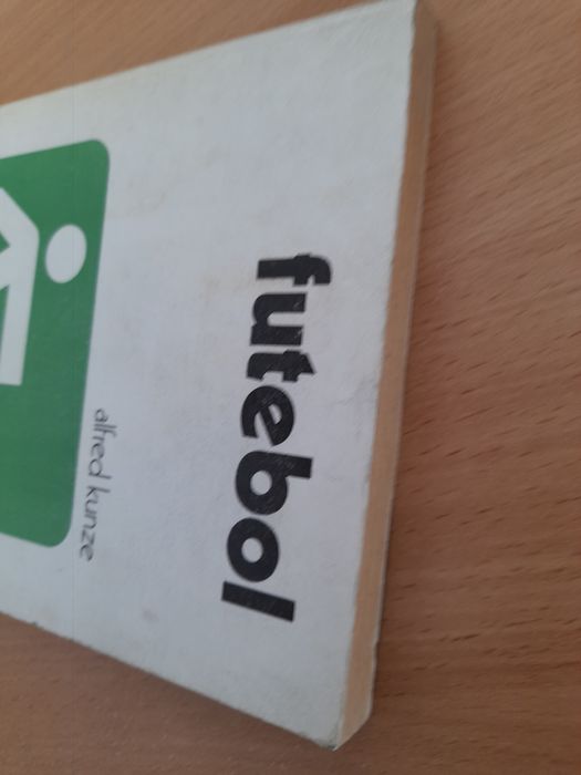 Livro "Futebol" de Alfred Kunze