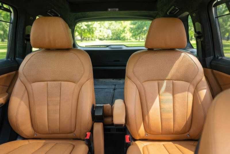 2020 BMW X7 M50i