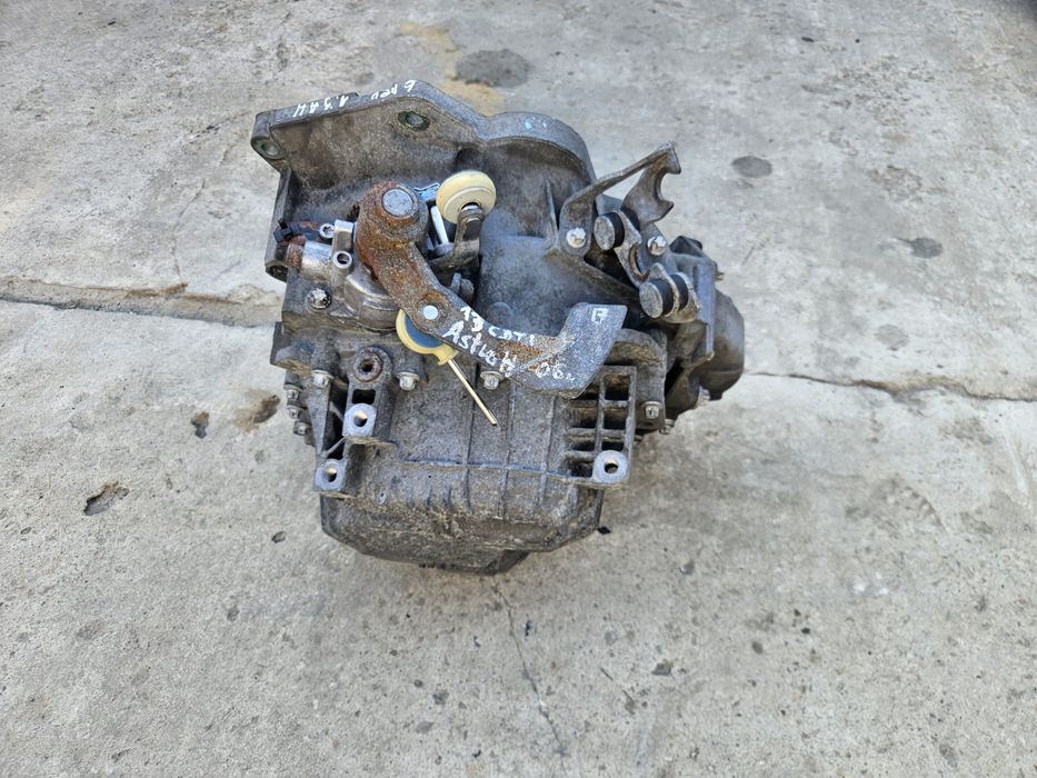 МКПП Опель Астра Аш 1.3 дизель 6 передач Opel Astra H Коробка передач