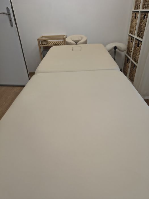 Stół do masażu marki Habys  w bardzo dobrym stanie