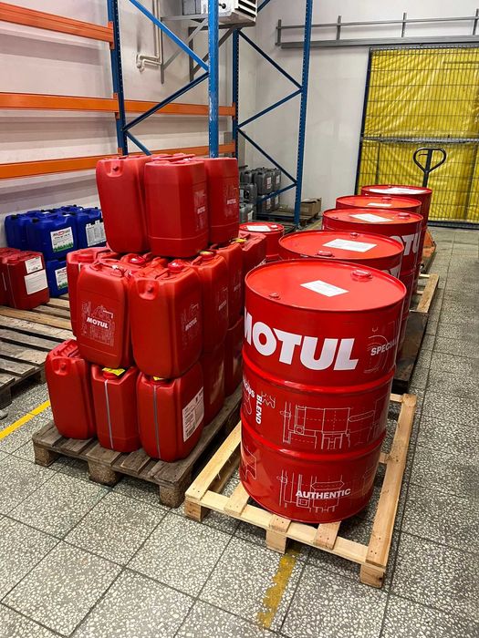 Olej Uniwersalny MOTUL DS AGRI Stou 10w40 20l Fendt vario