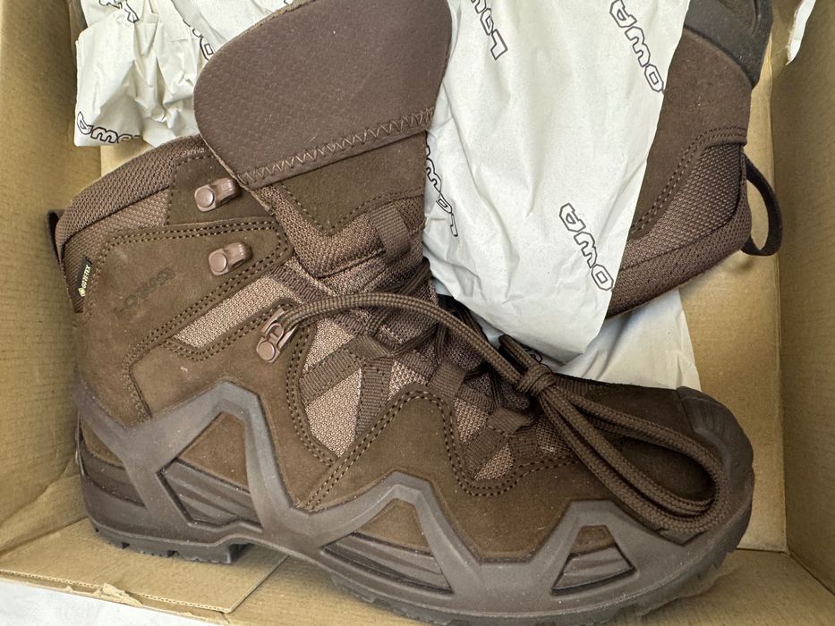 Кросівки lowa zephyr коричневі 42.5