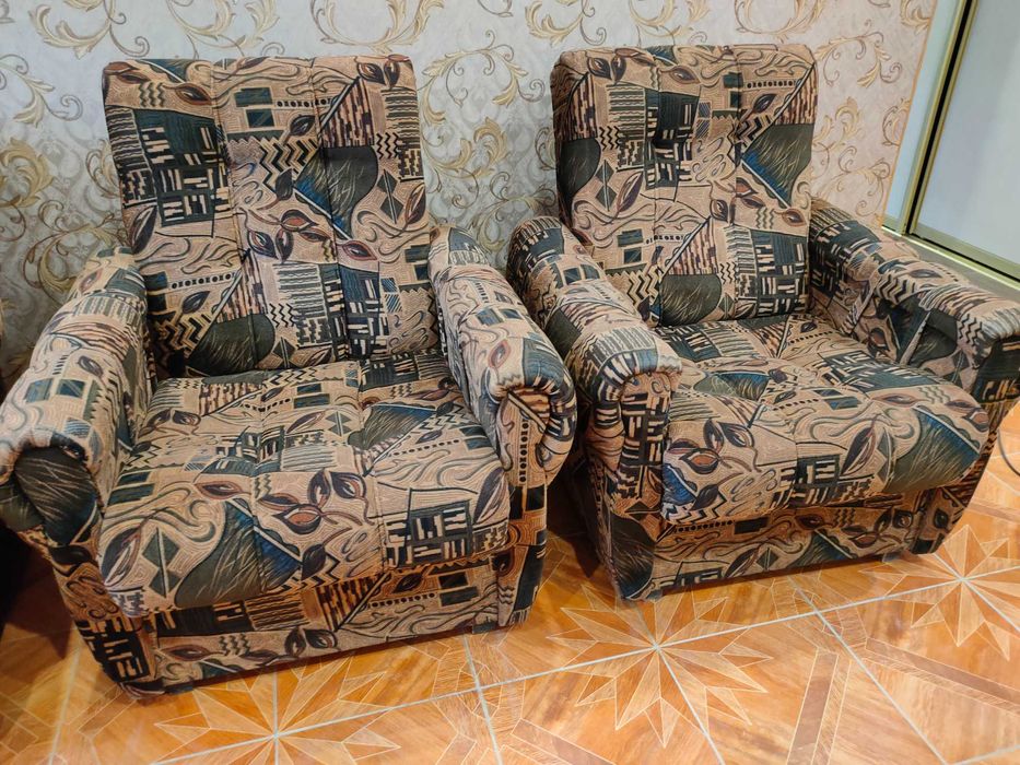 диван-канапе с креслами