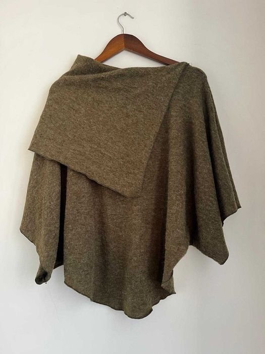 Poncho Verde Acastanhado | Leve e Macio