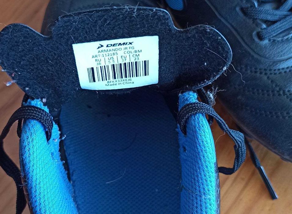 Demix boots (Decathlon) for young football players, EUR 37; 23 cm