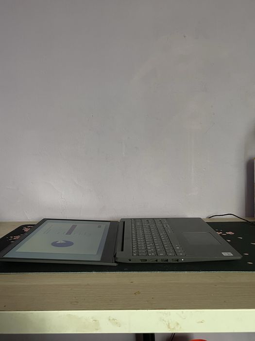 Laptop Lenovo V15 IIL 82C5