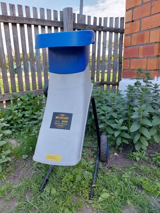 Подрібнювач гілля ,Einhell 2500w