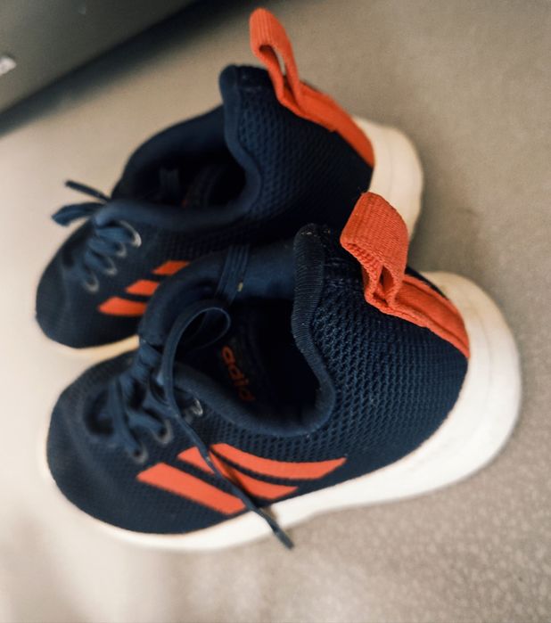 Adidasy chłopięce