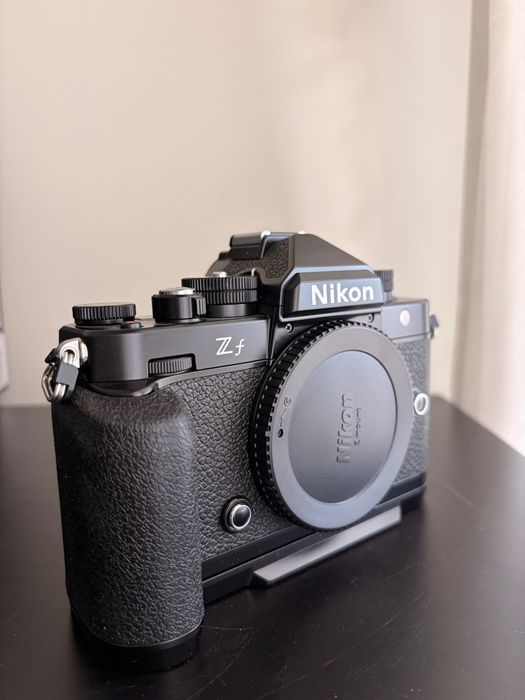 Nikon ZF Nova Zero Disparos Garantia Nacional 3 anos