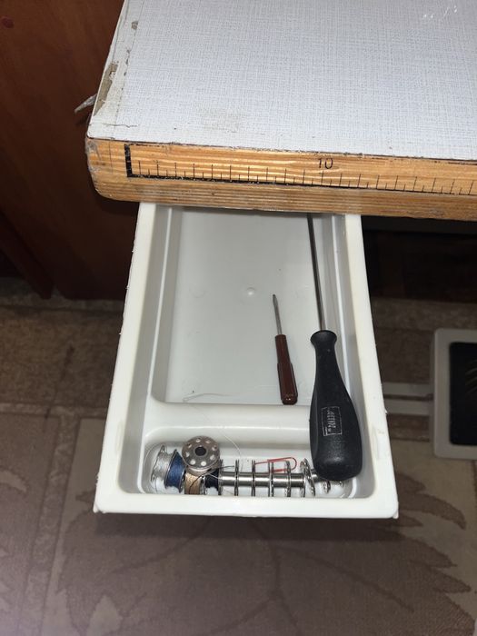 SIRUBA L818F-H1 швейна машинка