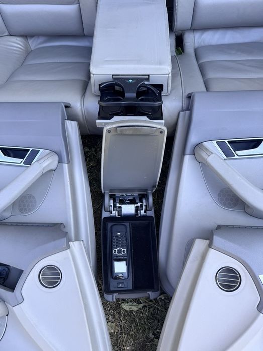 Салон Сидіння Шкіра AUDI A6C6 електро, пам'ять , підсвітка, підігрів