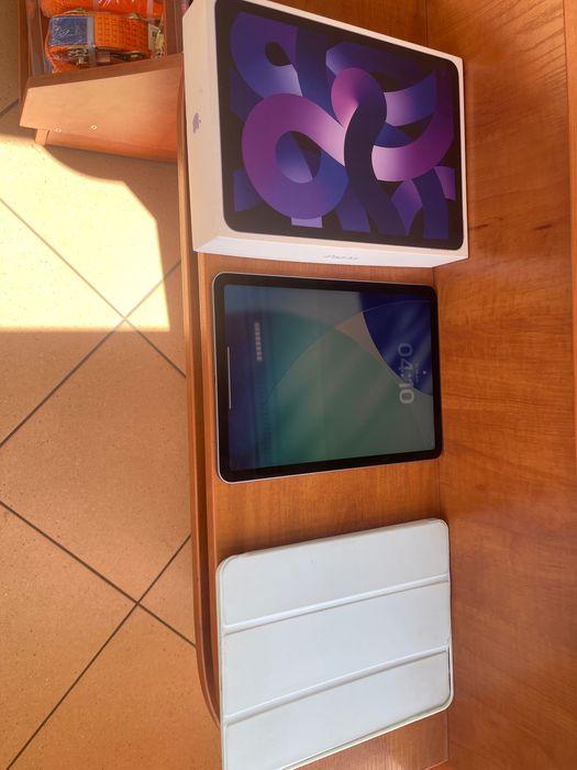 APPLE iPad Air 5 generacji 2022 10,9" jak nowy, Wi-Fi 64GB - Purple MME23FD/A