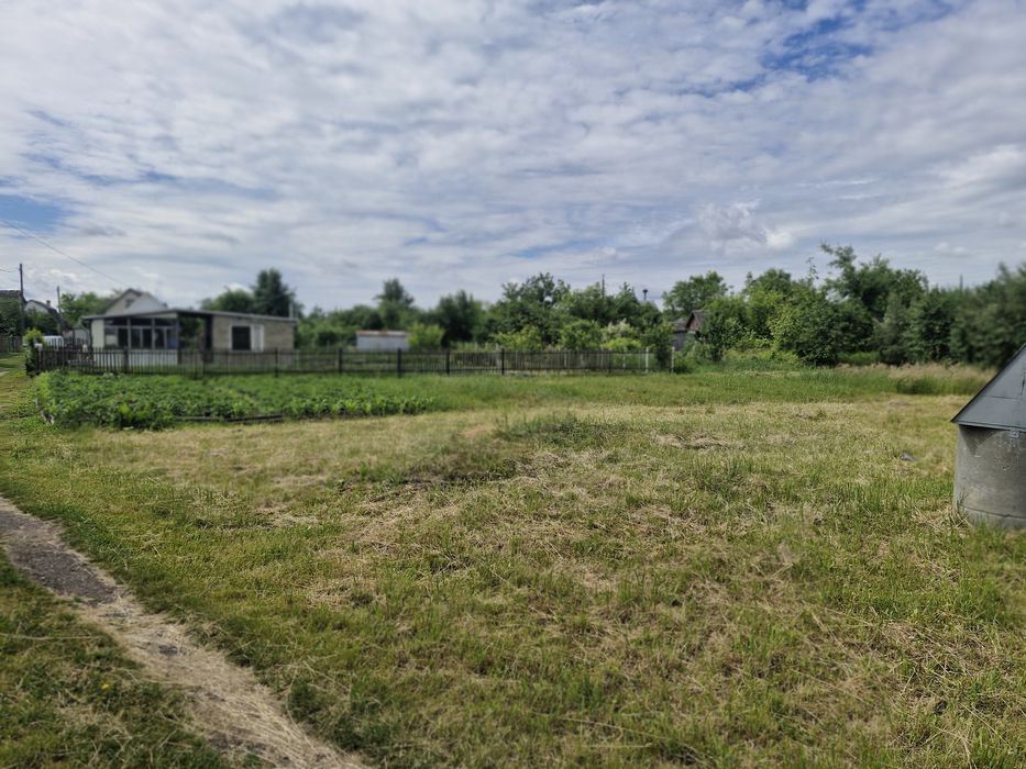 Продам земельну ділянку