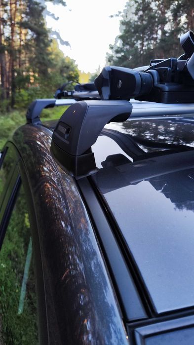Belki dachawe Yakima FlushBar do Mazdy 3 BM hatchback