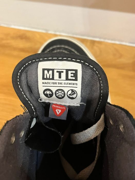 Sneakersy Firmy Vans