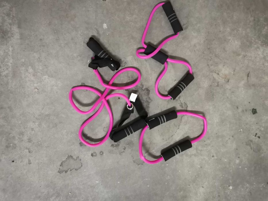 7 Kit elásticos ainda na caixa pilates novos